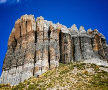Choqolaqa: Trek al Místico Bosque de Piedras desde Arequipa